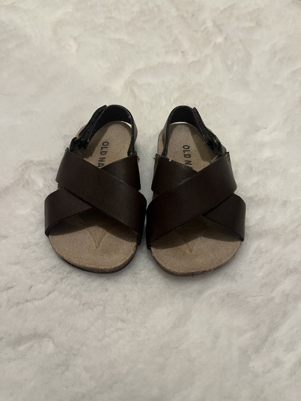 Old Navy Boys Brown Crisscross Sandals Size 2 Minimalist Summer